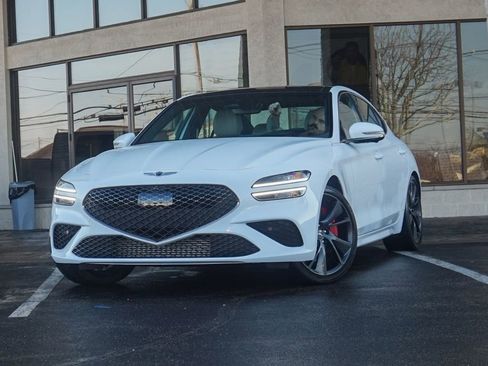 Used 2023 Genesis G70 3.3T w/ Sport Prestige Package image 6