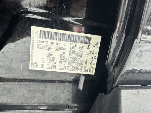 Used 2023 Nissan Rogue SV image 11