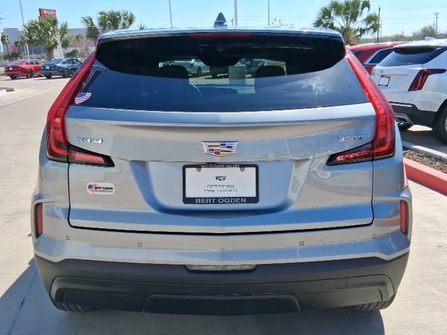 Certified 2024 Cadillac XT4 Luxury w/ LPO, Floor Liner Package FWD image 5