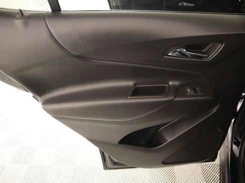Used 2023 Chevrolet Equinox LT w/ LPO, Floor Liner Package image 15