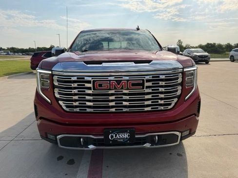 Used 2024 GMC Sierra 1500 Denali w/ Denali Reserve Package AWD/4WD image 9
