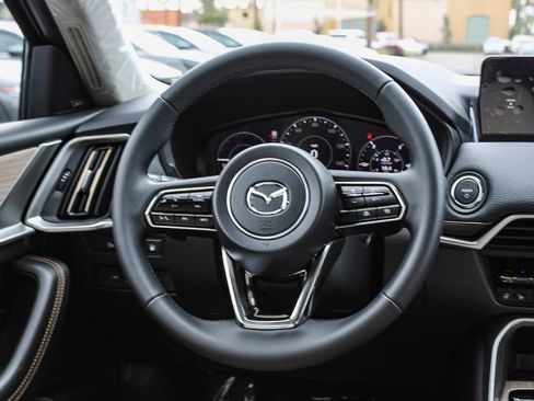 New 2026 MAZDA CX-90 Plug-In Hybrid w/Premium Sport AWD/4WD image 17