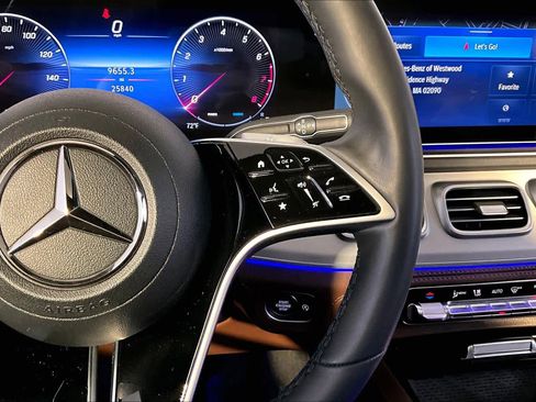 Used 2024 Mercedes-Benz GLE 450 4MATIC image 25