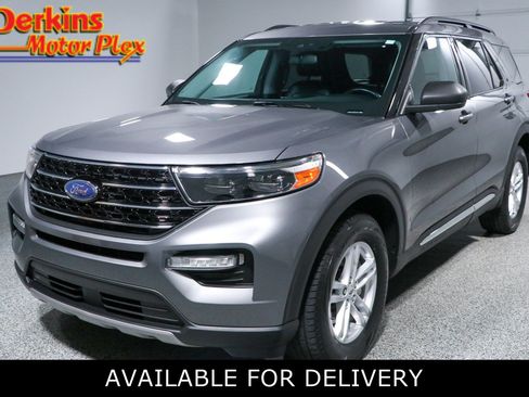 Used 2021 Ford Explorer XLT w/ Equipment Group 202A AWD/4WD image 1