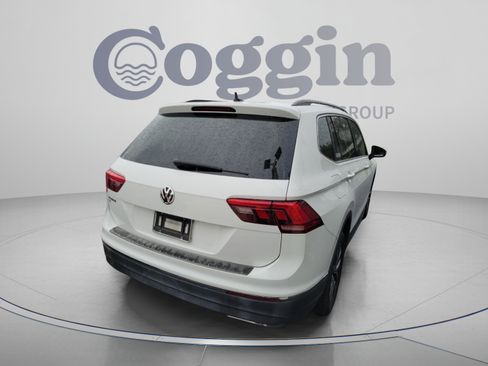 Used 2020 Volkswagen Tiguan SE FWD image 4