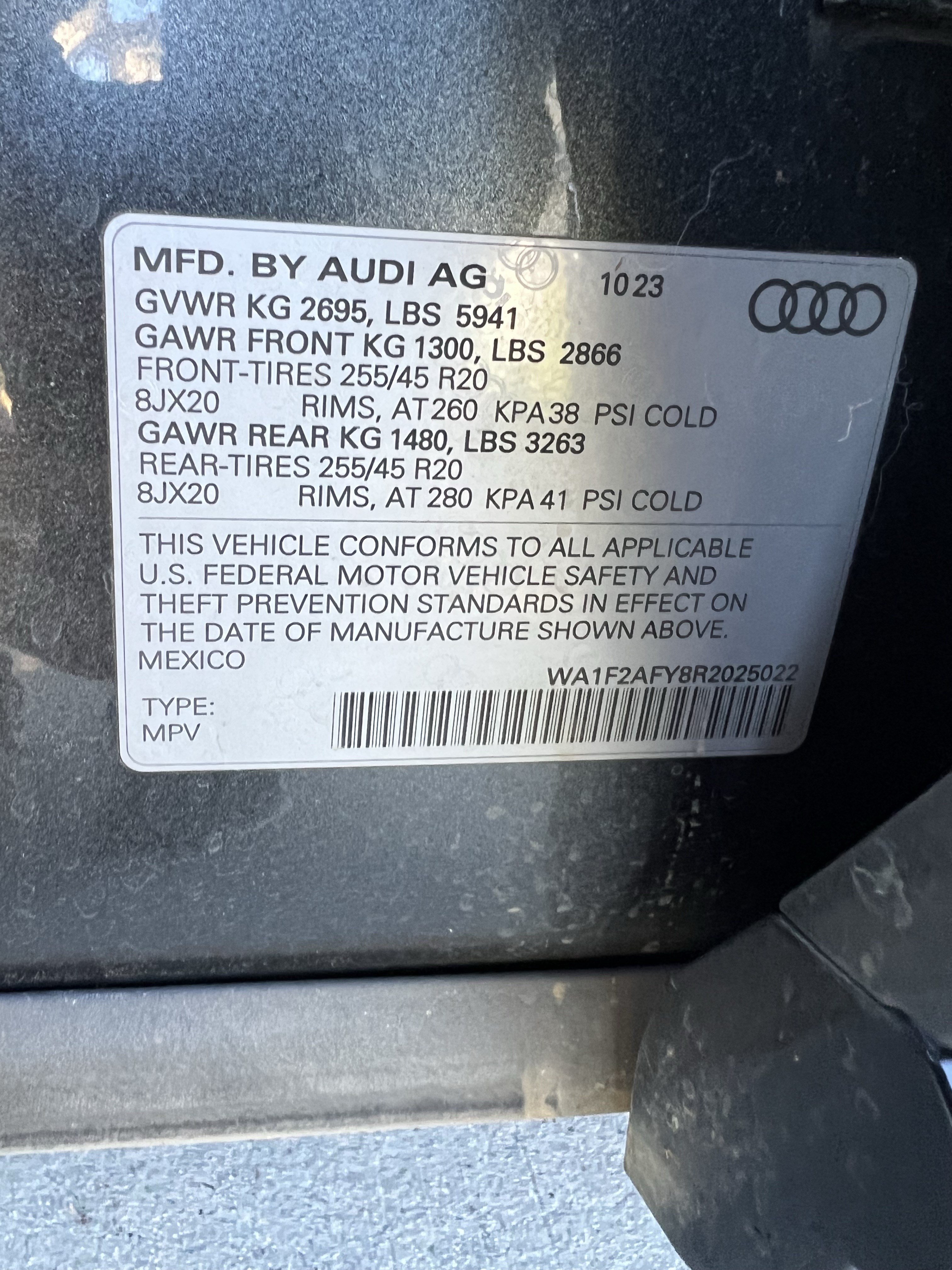 Used 2024 Audi Q5 e Prestige AWD/4WD image 37