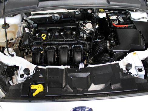 Used 2018 Ford Focus SE FWD image 33