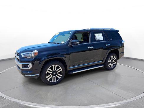Used 2023 Toyota 4Runner Limited AWD/4WD image 4