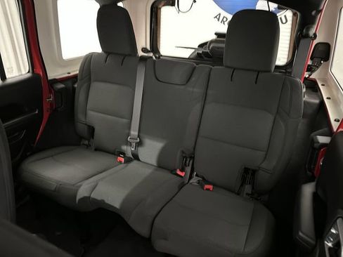 Used 2021 Jeep Wrangler Unlimited Sport image 27