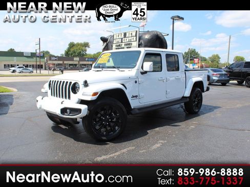 Used 2023 Jeep Gladiator Overland AWD/4WD image 1
