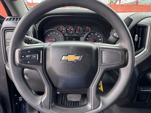 Used 2020 Chevrolet Silverado 1500 Custom w/ Custom Value Package image 11