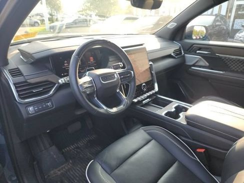 Used 2025 GMC Acadia Denali w/ Super Cruise Package AWD/4WD image 10