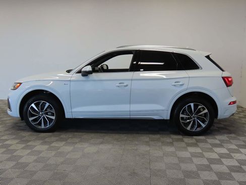 Used 2023 Audi Q5 2.0T Premium Plus w/ Premium Plus Package AWD/4WD image 5