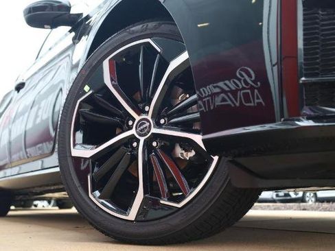 New 2025 Nissan Altima 2.5 SR w/ SR Premium Package image 3