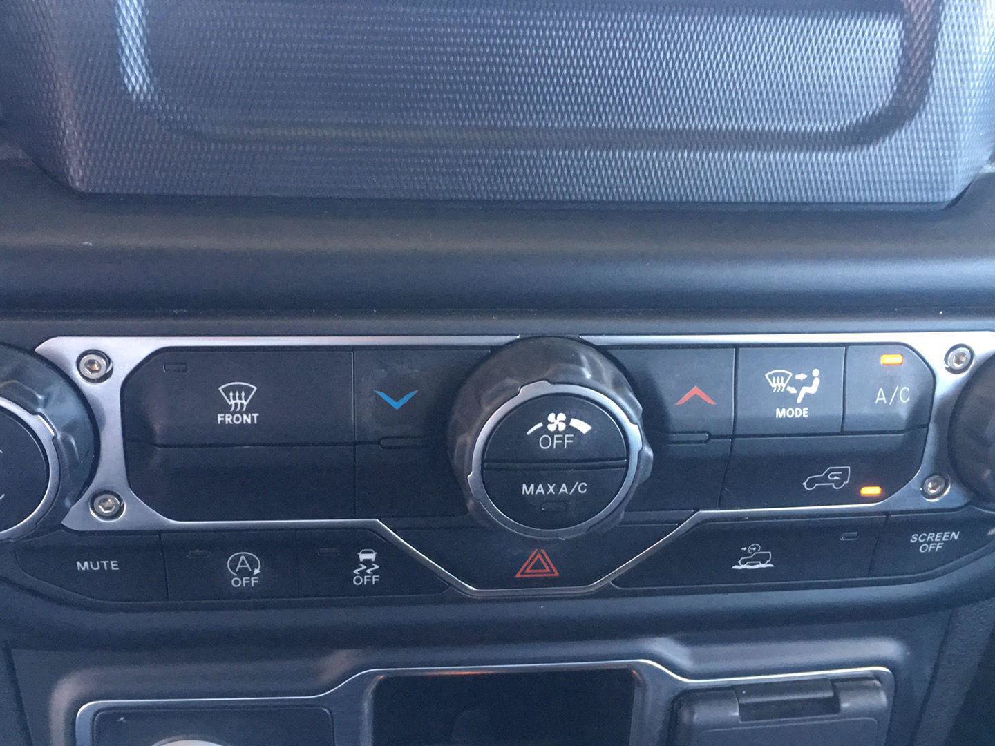 Used 2023 Jeep Wrangler Unlimited Sport AWD/4WD image 21