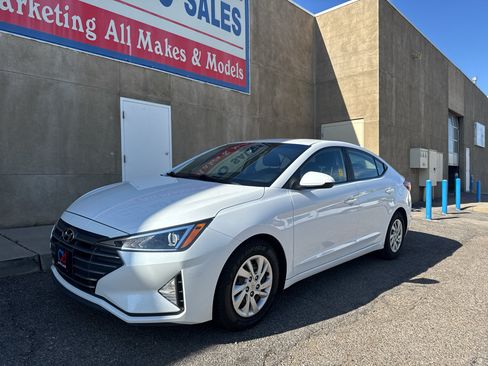 Used 2020 Hyundai Elantra SE w/ Cargo Package (C1) FWD image 6