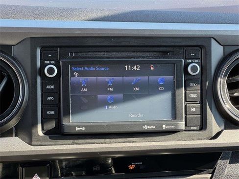 Used 2016 Toyota Tacoma SR5 image 15