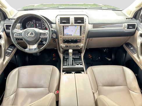 Used 2020 Lexus GX 460 Premium w/ Premium Package AWD/4WD image 21