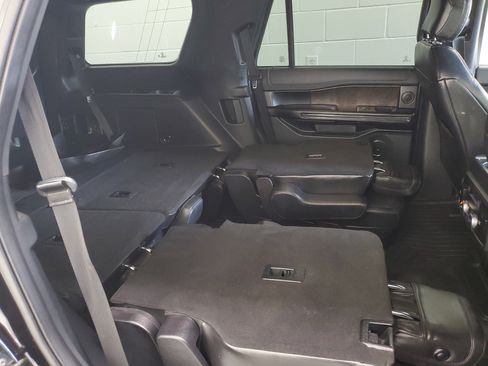 Used 2020 Ford Expedition Limited w/ Equipment Group 302A RWD image 10