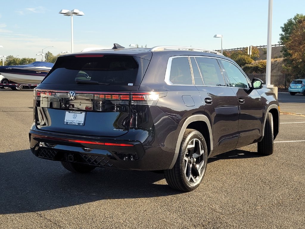 New 2027 Volkswagen Atlas SEL R-Line AWD/4WD image 5