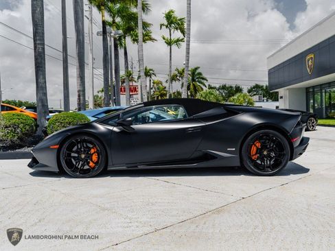 Used 2017 Lamborghini Huracan LP 610-4 AWD/4WD image 4