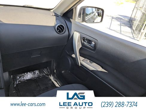 Used 2013 Nissan Rogue SV image 14