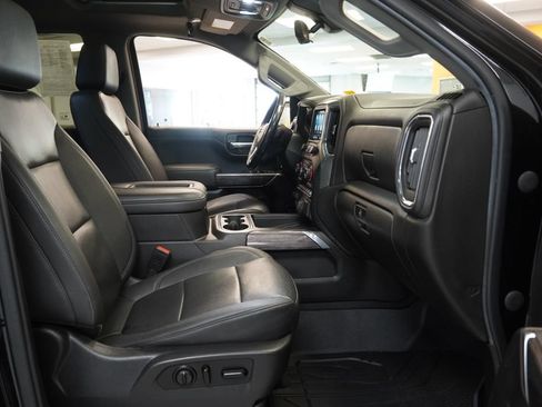 Used 2021 Chevrolet Silverado 1500 LTZ w/ Technology Package AWD/4WD image 37