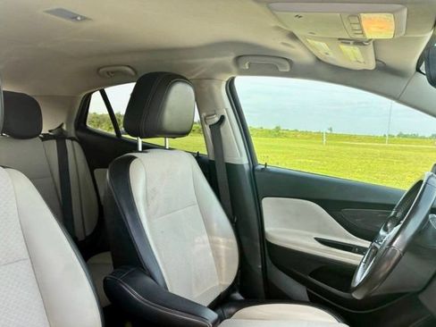 Used 2019 Buick Encore Preferred w/ Safety Package FWD image 15
