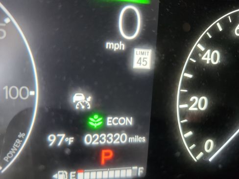 Used 2025 Honda CR-V Sport image 30