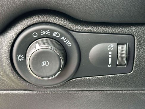 Used 2023 Dodge Durango R/T image 18