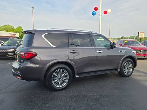 Used 2024 INFINITI QX80 Luxe RWD image 3