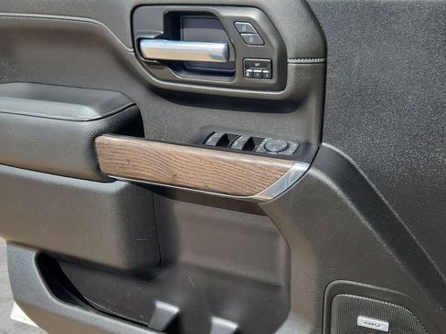 Used 2022 GMC Sierra 2500 Denali image 7