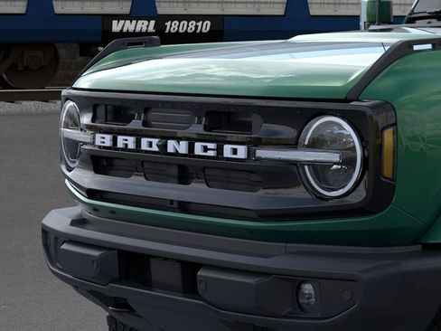 New 2025 Ford Bronco Outer Banks image 19