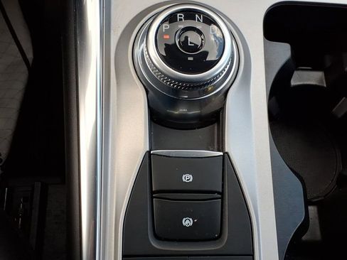 Used 2023 Ford Explorer XLT w/ Equipment Group 202A image 18