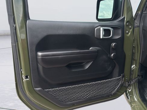 Used 2021 Jeep Wrangler Unlimited Sport AWD/4WD image 18