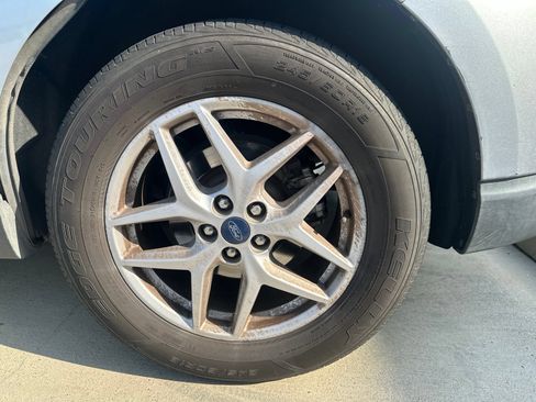 Used 2021 Ford Edge SEL FWD image 10