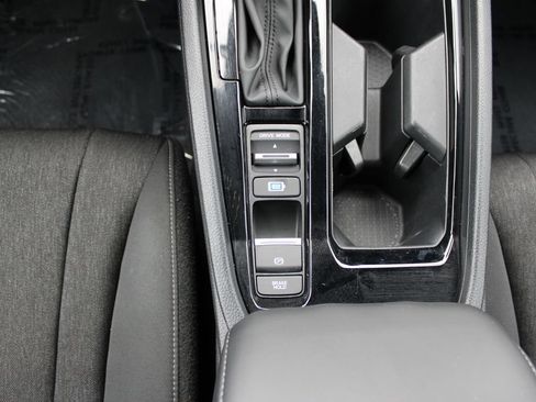 Used 2024 Honda Accord Sport image 20