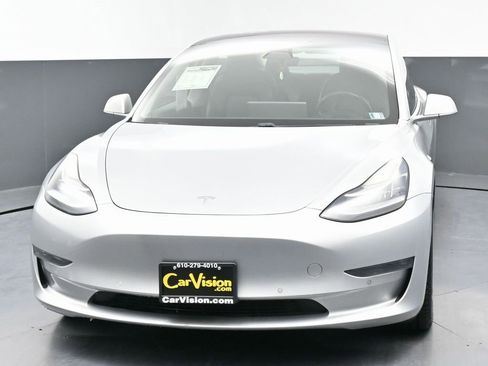 Used 2018 Tesla Model 3 Long Range image 4