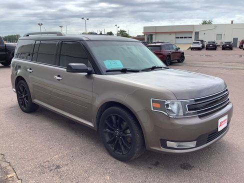 Used 2019 Ford Flex SEL w/ Equipment Group 202A FWD image 4