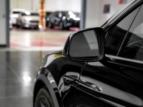 Used 2022 Tesla Model X AWD/4WD image 31