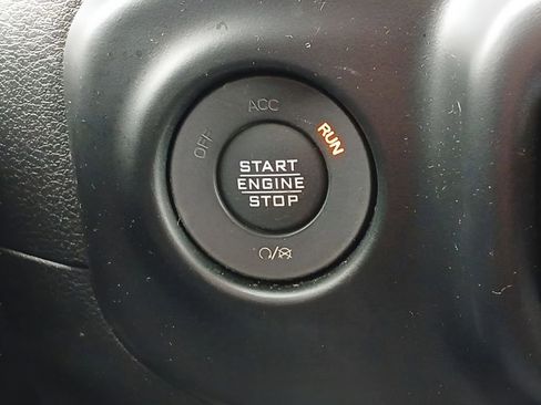 Used 2021 Jeep Wrangler Unlimited Sport AWD/4WD image 16