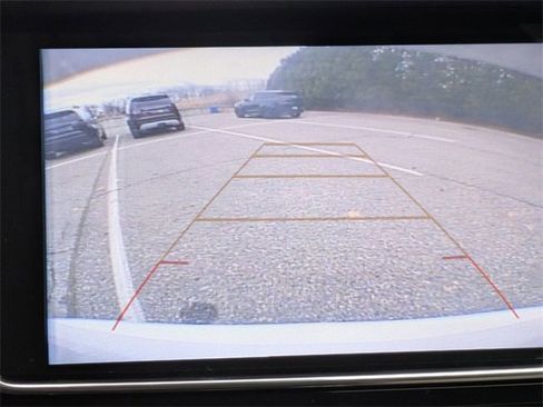 Used 2019 Buick Encore Sport Touring image 10