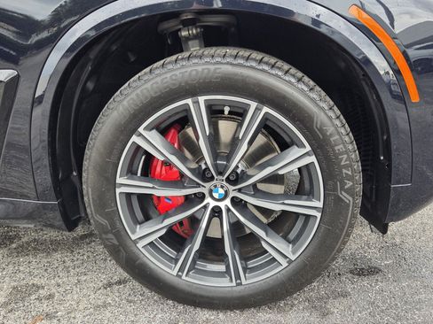 Used 2026 BMW X5 sDrive40i w/ M Sport Package RWD image 9