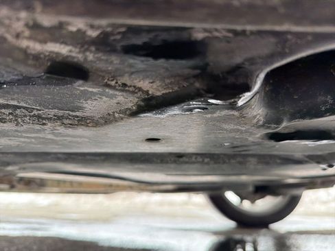 Used 2013 Mercedes-Benz C 250 Sedan image 15