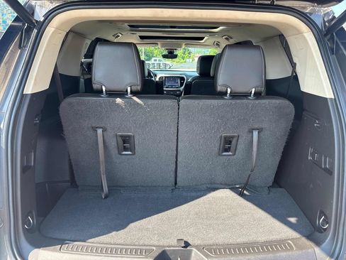 Used 2020 GMC Acadia Denali AWD/4WD image 28