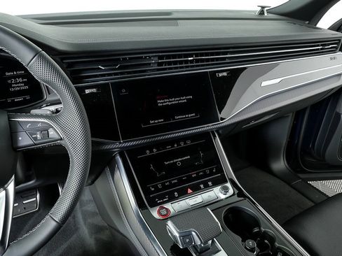 New 2026 Audi SQ8 Prestige image 13