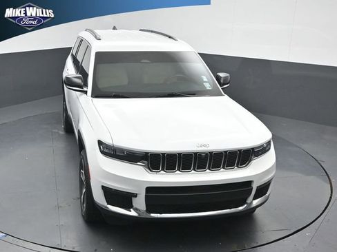 Used 2023 Jeep Grand Cherokee L Limited w/ Luxury Tech Group II AWD/4WD image 10