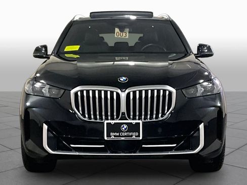 Used 2024 BMW X5 xDrive40i AWD/4WD image 3