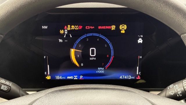 Used 2025 Chevrolet TrailBlazer LT AWD/4WD image 31