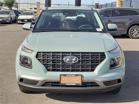 New 2026 Hyundai Venue SE image 24